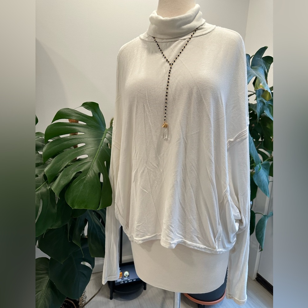 We The Free • Off White Dolman Long Sleeve Knit Top